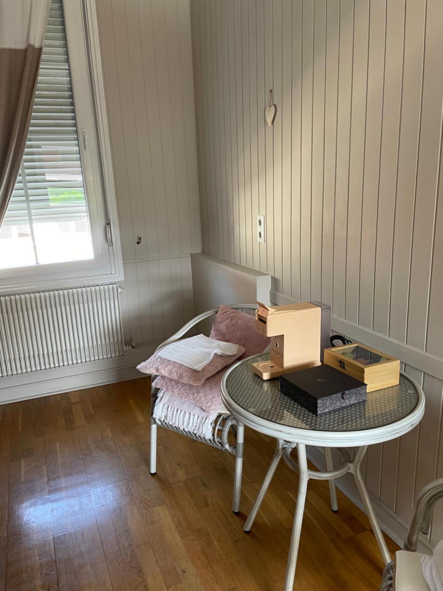 Au Bois Dormant Bed & Breakfast