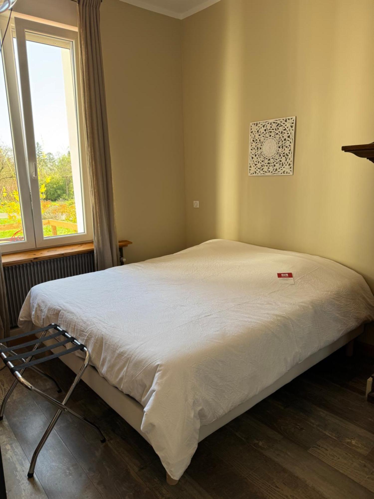 Au Bois Dormant Bed & Breakfast